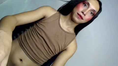 just call me QUEEN and ill be there online show from February 2025 09:00:02 AM