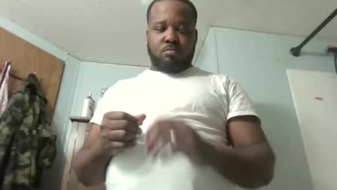 Snapshot of queenking55 chatting on February 2026 05:26:01 AM Queen N King Fun Night online show from February 2026 05:26:01 AM