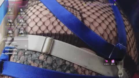 Snapshot of queenlamia chatting on January 2025 12:26:01 PM Taurus online show from January 2025 12:26:01 PM