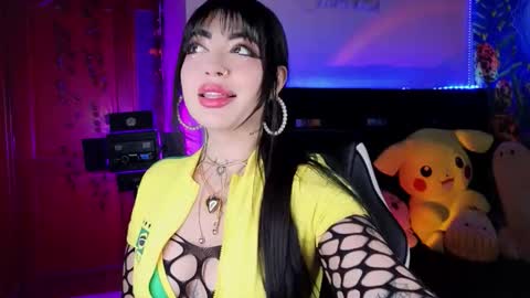 Snapshot of queenlamia chatting on November 2025 12:35:02 AM Taurus online show from November 2025 12:35:02 AM