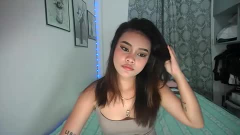 liyaaahhhh here online show from October 2025 04:49:02 PM