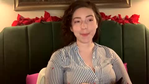 Snapshot of queenmilady chatting on February 2025 02:07:01 AM Sarlei Sar-uh-lie online show from February 2025 02:07:01 AM