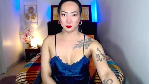 Snapshot of queenmistressts chatting on February 2025 08:49:02 AM QUEEN online show from February 2025 08:49:02 AM