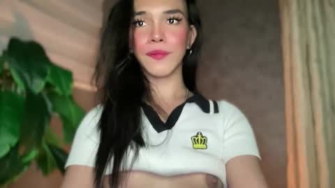 QUEEN online show from September 2025 07:24:02 PM