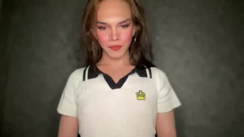 QUEEN online show from October 2025 01:09:01 PM