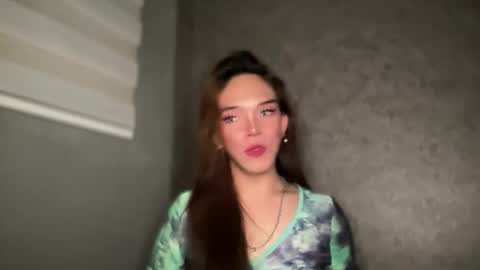 QUEEN online show from February 2026 05:37:01 AM