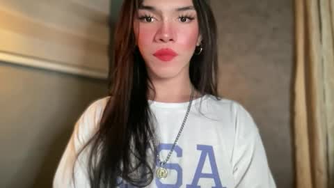 QUEEN online show from May 2026 02:50:02 AM