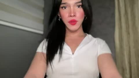 QUEEN online show from June 2026 09:23:02 AM