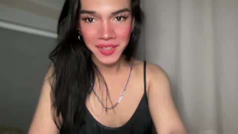 QUEEN online show from July 2026 02:03:02 AM