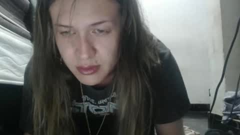 Snapshot of queennicky88 chatting on November 2025 01:59:02 AM Nico online show from November 2025 01:59:02 AM