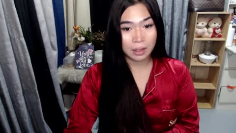 Mikka online show from July 2026 03:25:01 PM
