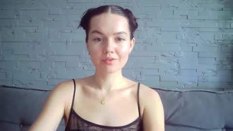 QueenOfModels online show from November 2025 09:26:02 AM