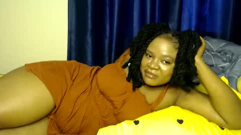 Snapshot of queenofsouls chatting on February 2026 05:33:02 AM . online show from February 2026 05:33:02 AM