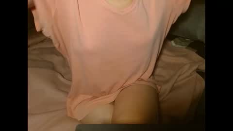 queenoftenderness online show from December 2025 08:49:02 PM