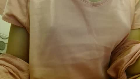 queenoftenderness online show from March 2026 06:27:02 PM