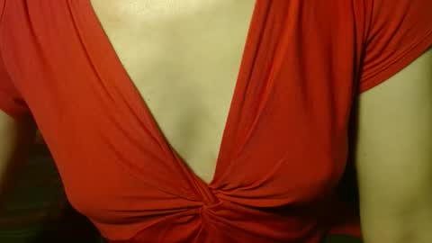queenoftenderness online show from May 2026 07:11:02 PM