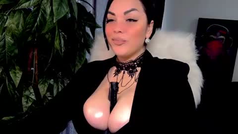 I am online every day from 1800 - 0100 online show from July 2026 08:30:02 AM