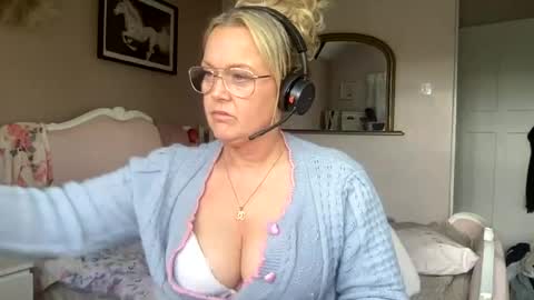 PrincessP333 online show from May 2026 02:45:01 PM
