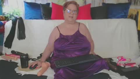 QueenPammy online show from May 2026 06:30:02 AM