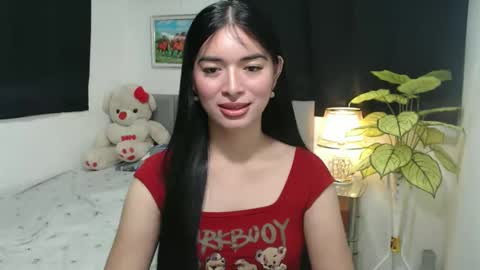 QueenPinay69 online show from October 2025 07:47:02 PM