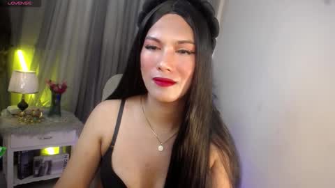 Sabrina online show from October 2025 04:19:02 PM