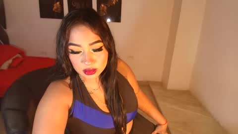 queensquirt27 online show from June 2026 05:57:01 AM