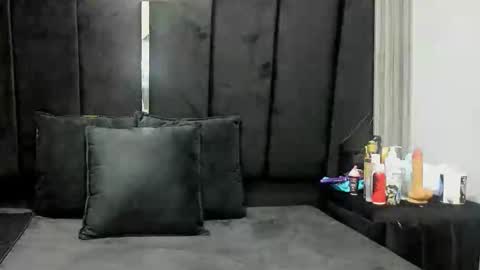 queenstarhyl online show from May 2026 01:22:02 AM