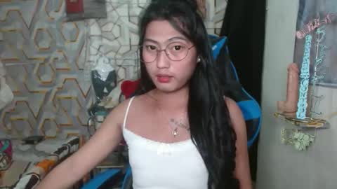 queensteffi online show from May 2026 08:50:02 PM