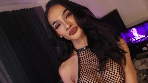 ValentinaMoone online show from September 2025 02:33:02 AM