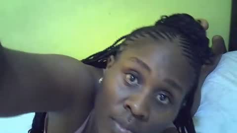 Snapshot of queenviviana chatting on January 2025 06:56:01 AM vallary online show from January 2025 06:56:01 AM