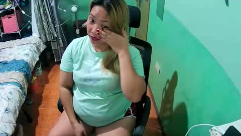 quelly40 online show from May 2026 12:55:02 PM