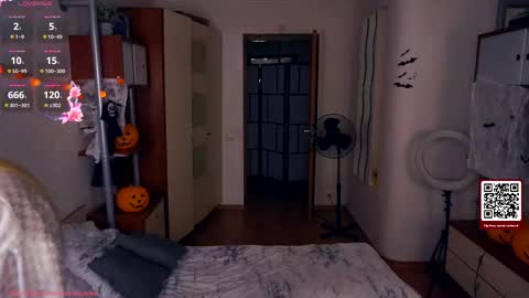 Tate online show from October 2025 04:10:01 AM