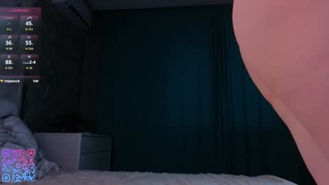 Snapshot of quennacindy chatting on November 2025 02:34:01 AM Teri My favorite vibes 77 101 222 666 online show from November 2025 02:34:01 AM