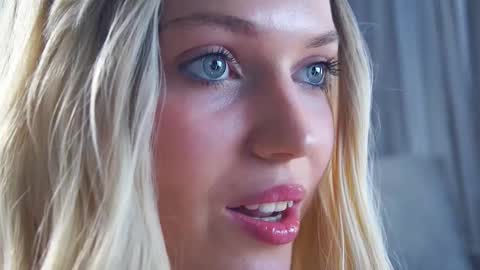 Snapshot of quennaedger chatting on March 2025 09:50:01 AM Fiona online show from March 2025 09:50:01 AM