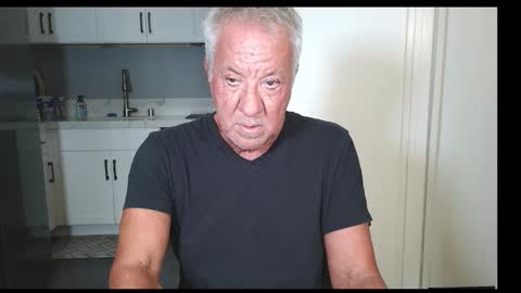 Jim online show from October 2025 02:43:02 AM