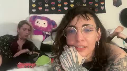 Snapshot of quickandcurious chatting on February 2026 07:35:01 AM quickandcurious online show from February 2026 07:35:01 AM