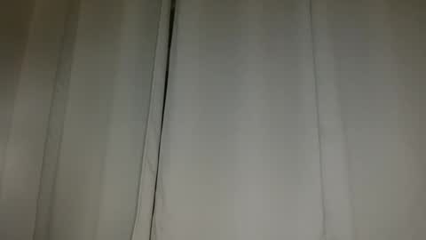 Snapshot of quickshotdude chatting on February 2026 11:33:01 PM Tom online show from February 2026 11:33:01 PM