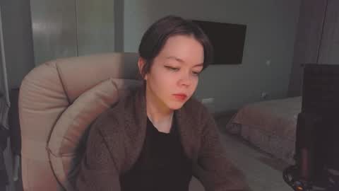 Snapshot of quietluxury chatting on June 2026 02:33:01 PM quietluxury online show from June 2026 02:33:01 PM