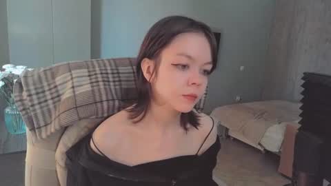 Snapshot of quietluxury chatting on July 2026 01:07:01 PM quietluxury online show from July 2026 01:07:01 PM