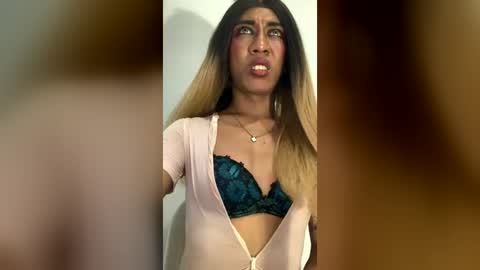 quinn_octavia online show from July 2026 03:54:02 PM