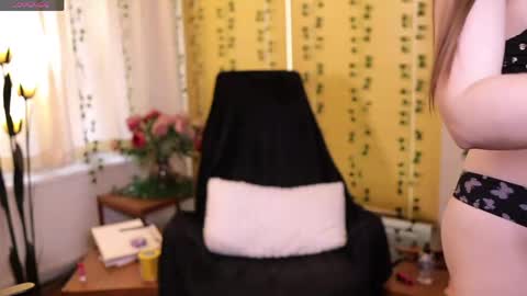 QuinnMonroe online show from May 2026 01:07:01 PM