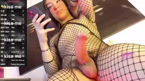 quuen_valery online show from July 2026 10:57:02 PM