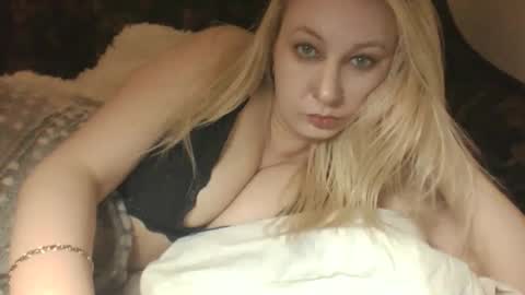 Snapshot of qwertyuio71919 chatting on February 2026 12:46:01 PM qwertyui online show from February 2026 12:46:01 PM