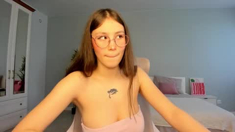 Leya online show from October 2025 09:08:01 AM