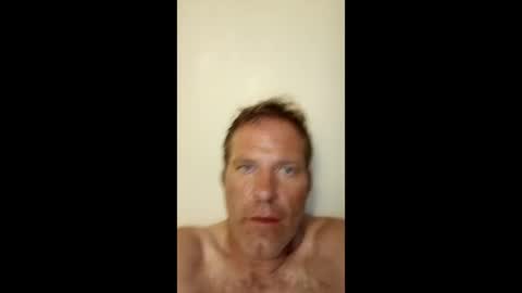 Snapshot of r04233054 chatting on May 2026 06:27:02 PM r04233054 online show from May 2026 06:27:02 PM