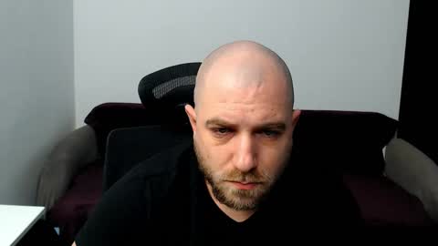 Snapshot of r0bila chatting on September 2025 08:25:02 PM R0bila online show from September 2025 08:25:02 PM