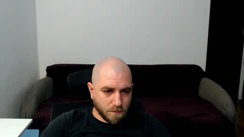 Snapshot of r0bila chatting on November 2025 11:10:02 PM R0bila online show from November 2025 11:10:02 PM