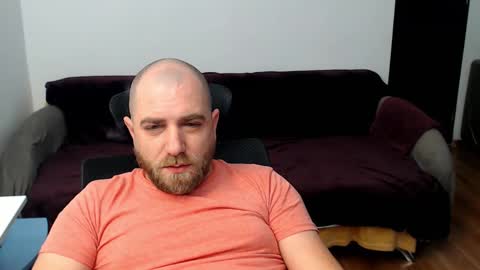 Snapshot of r0bila chatting on November 2025 11:26:01 PM R0bila online show from November 2025 11:26:01 PM