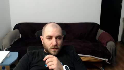 Snapshot of r0bila chatting on February 2026 09:11:02 PM R0bila online show from February 2026 09:11:02 PM