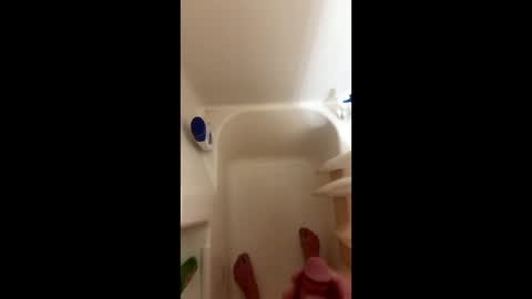 r0ck online show from October 2025 03:23:02 PM